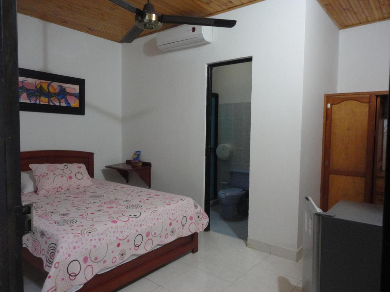 Casa Hotel Kerana Moon Puerto Boyaca Екстер'єр фото